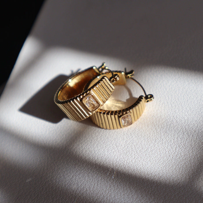 Stella Hoops | Chunky Gold Hoops