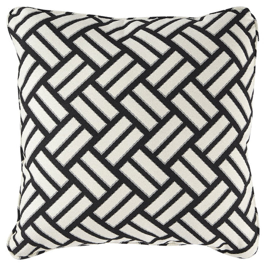 Ayres A1000833 BlackWhite Pillow 4CS