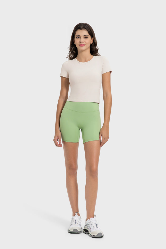 Beautiful Back Sports Short Sleeve tops