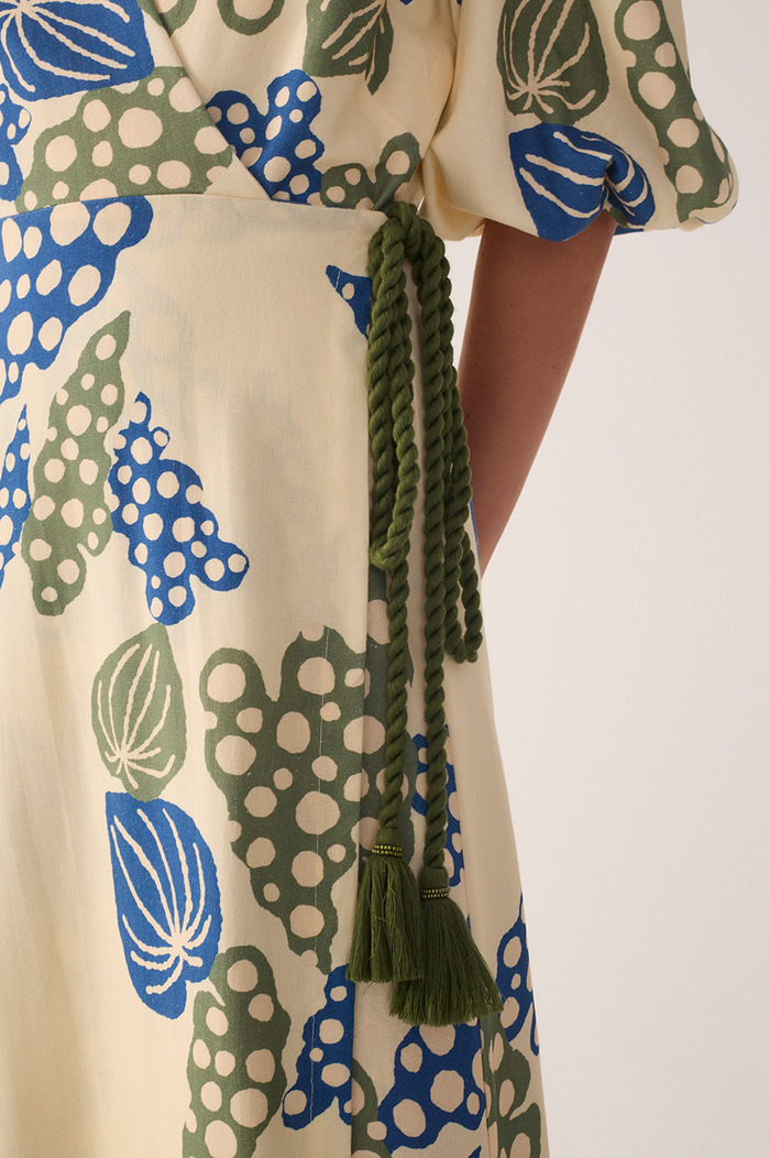 Beige Begonia V Neck Belted Maxi Dress_6