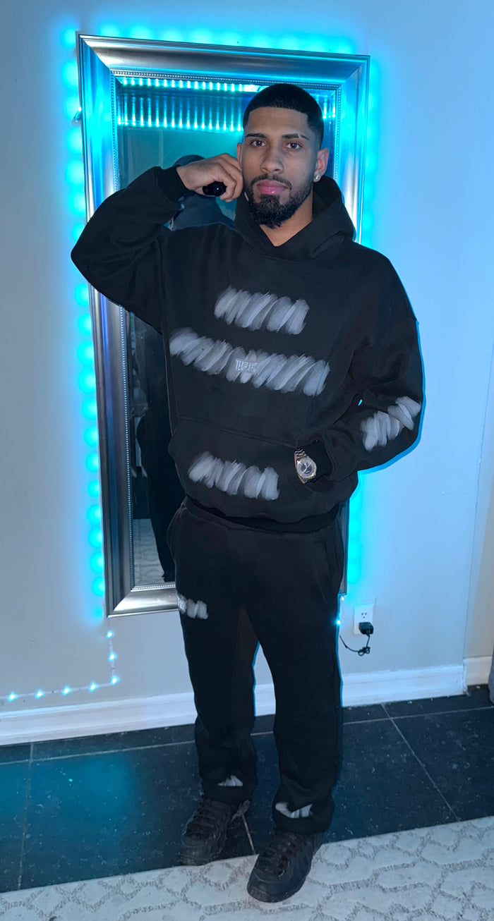 BLACK ON BLACK 🖤🩶