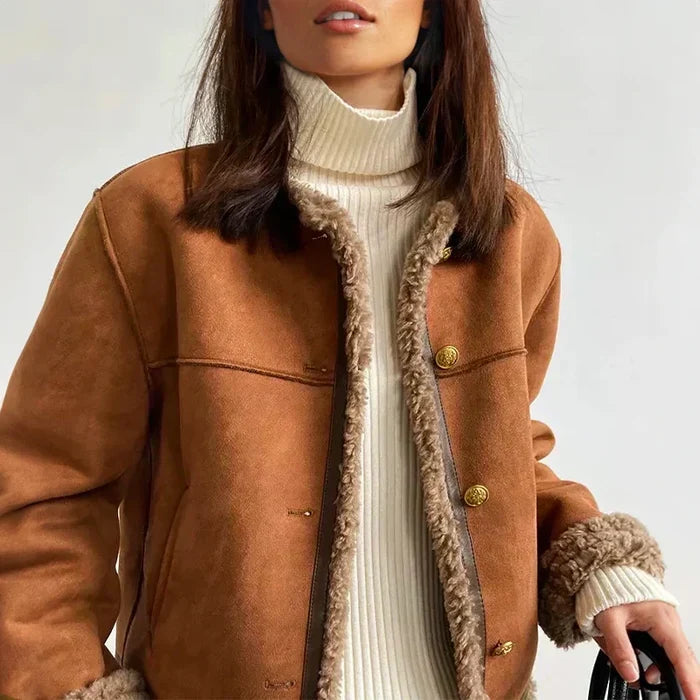 Carla| WARM AND REFINED LEATHER JACKET