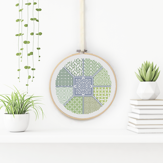 Central Point Blackwork Pattern by Peppermint Purple