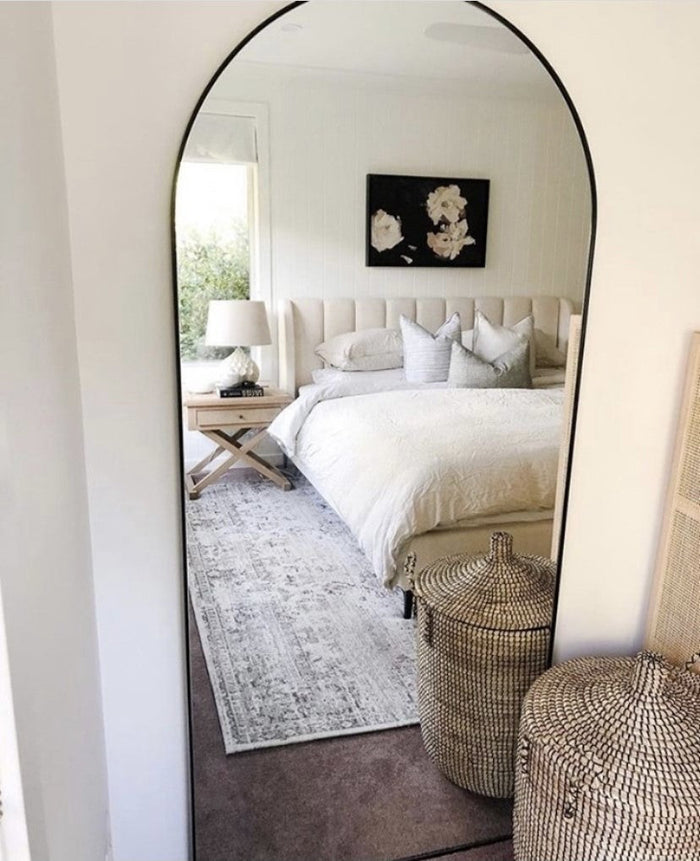 Bjorn Arched Leaner | Black | Photo by @salt.reno.homes
