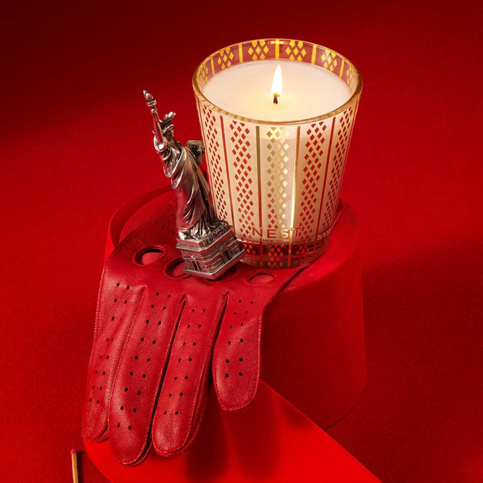 NEST Holiday Classic Candle