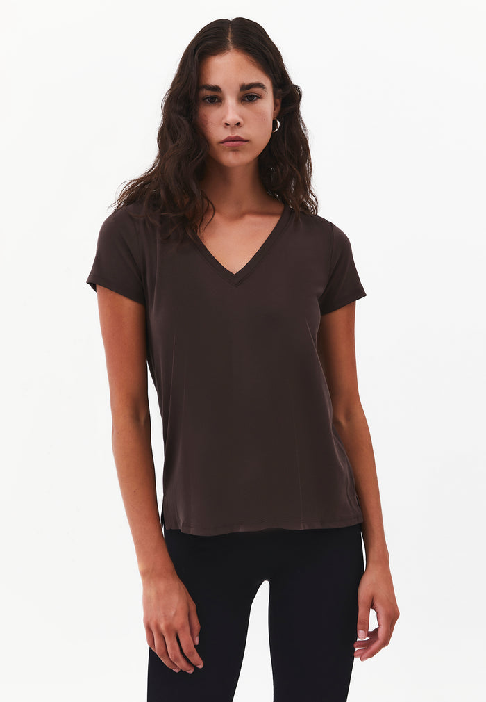 Short Sleeve V Neck T-Shirt - CHOCOLATE TORTE