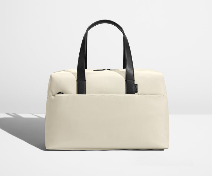 Front view of the Everywhere duffle bag