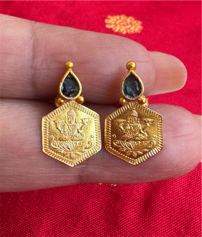 The Sadara Silver Kasu Lakshmi Earstuds (Blue)