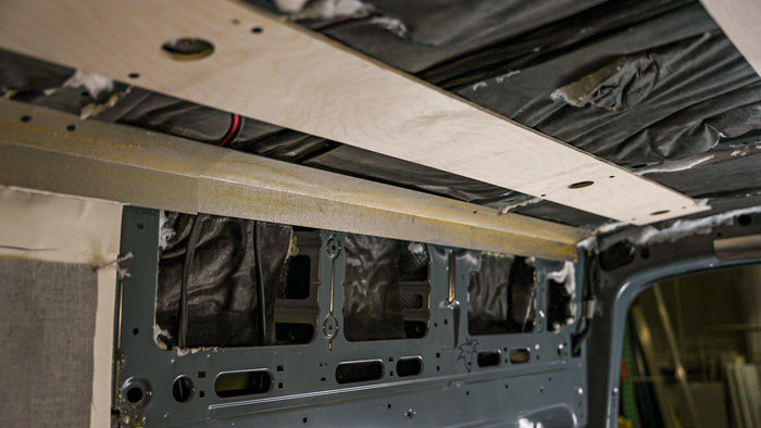 Transit Wall to Ceiling Support