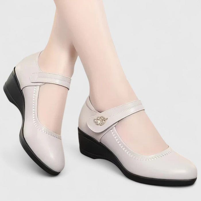 Women's Comfort Shoes in Beige, Black and Red